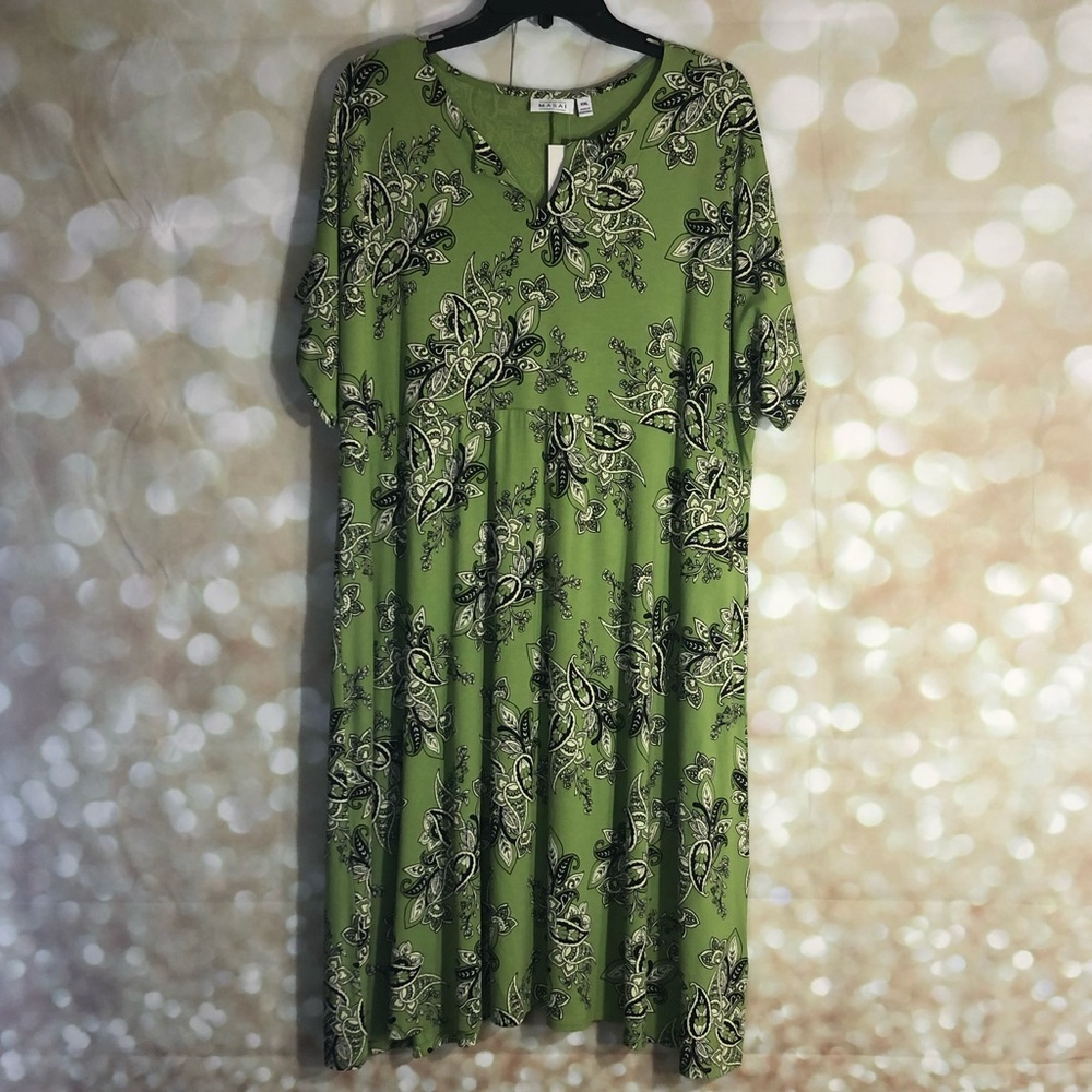 NWT MASAI GREEN FLORAL PRINT DRESS.